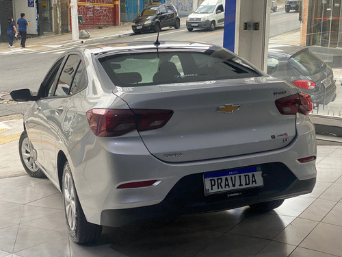 Chevrolet Onix plus 1.0 Lt Turbo 4p