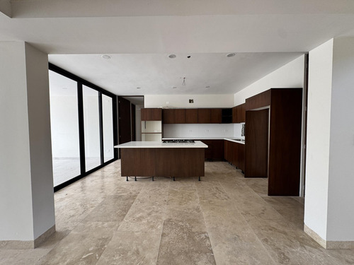 Casa En Venta Merida, Komchen En Privada, Entrega Inmediata.