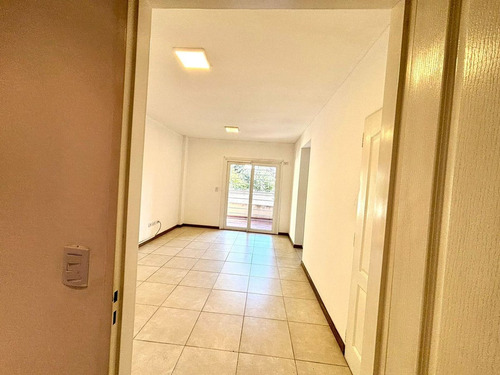 Venta Dpto 2 Amb Morón Excelente Zona
