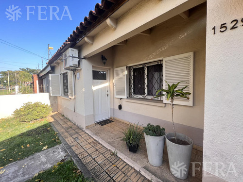 Venta Casa 3 Ambientes Con Cochera En Quilmes Oeste (31463)