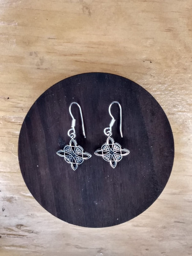Aretes Nudo De Brujas Chico Curado Luna Llena Plata 925