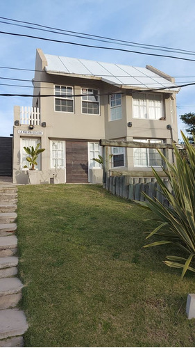 Venta De Casa 5 Dormitorios En Playa Montoya, La Barra. (ref: Zen-17321)