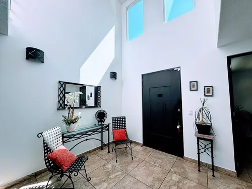 Casa Venta Residencial Por Ave. Tecnológico Las Torres, Por La Estación Del Tren Toluca- Santa Fe, Estación Metepec.