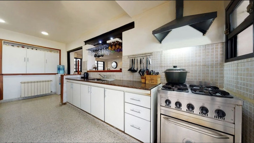 Casa En Venta En 30 Entre 71 Y 72