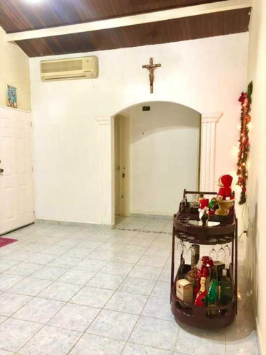 Imagen 6 de 22 de Casa En Urb. Laguna Paraiso