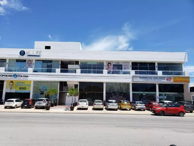 Oficina Comercial En Renta En Supermanzana 55, Benito Juárez, Quintana Roo