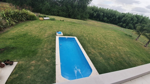 Imagen 5 de 30 de Chalet Seis Ambientes Con Parque Y Piscina