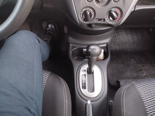 Nissan Versa 1.6 Sense