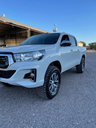 Imagen 7 de 9 de Toyota Hilux 2019 2.8 Cd Srv 177cv 4x4