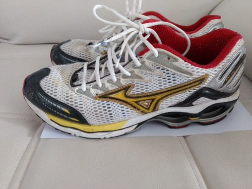 Tênis Mizuno Wave Creation 8