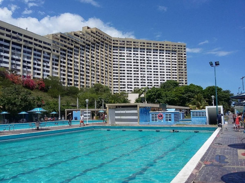 Imagen 1 de 20 de Pgm Vende Apartamento En Los Corales, Caraballeda, Club Parque Mar Incluye La Accion Del Club