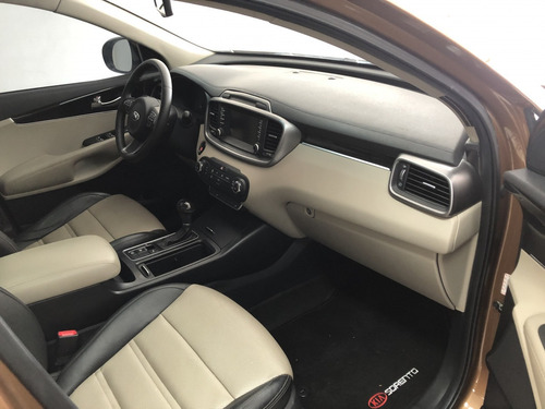 Imagem 8 de 14 de Kia Motors Sorento 2016 Gasolina
