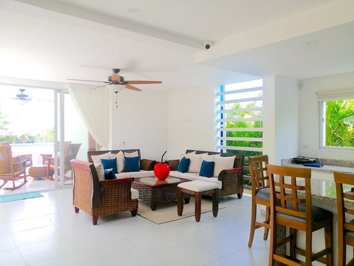 Villa En Venta En Playa Nueva Romana.