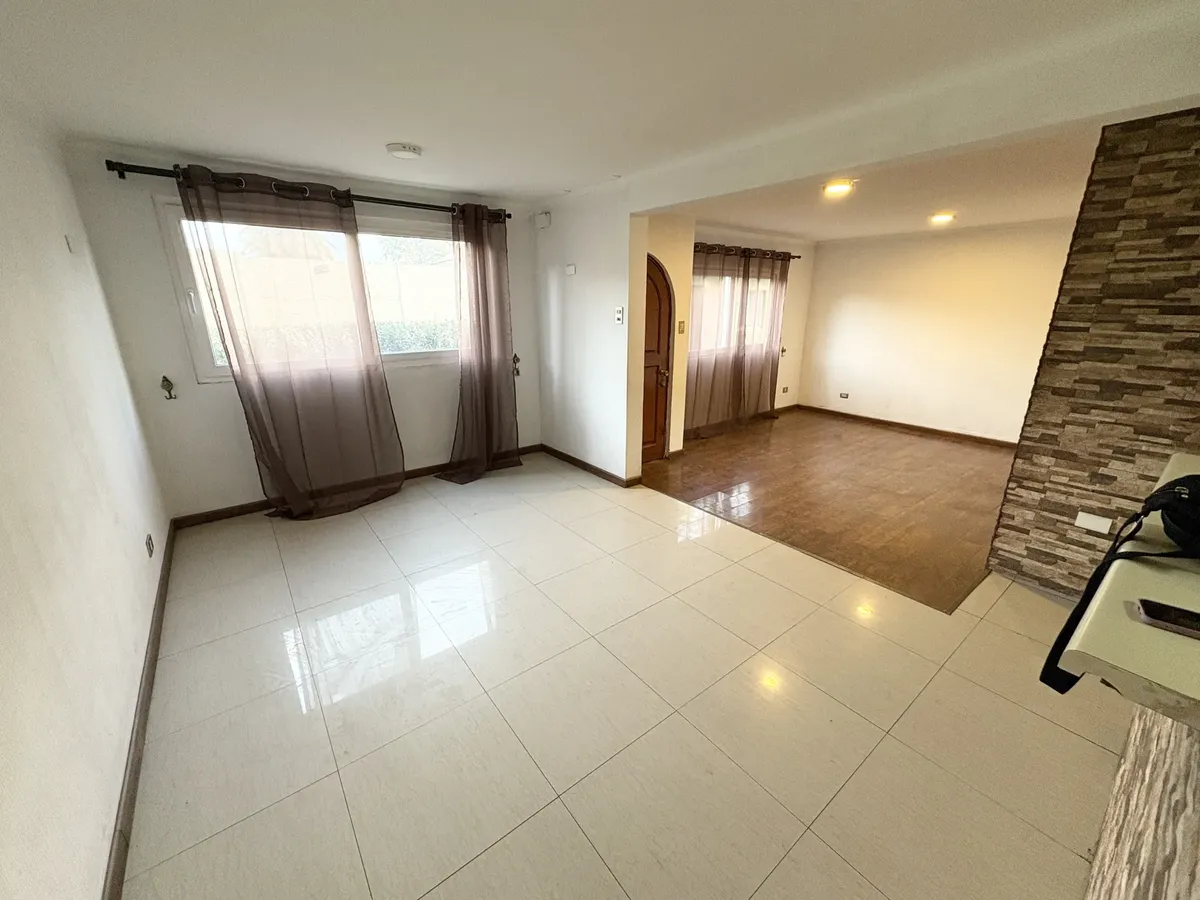 Imagen 3 de 14 de Casa En Venta En Peñaflor