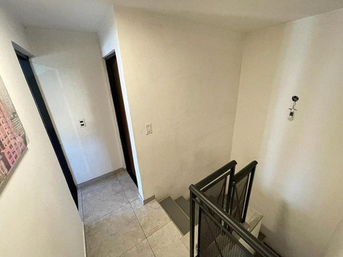 Imagen 8 de 17 de Dúplex A La Venta Con Cochera Cubierta En Polvorines!