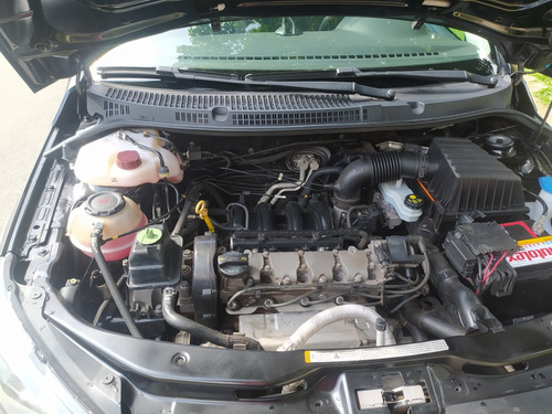 Volkswagen Saveiro 1.6 Trendline Cab. Simples Total Flex 2p