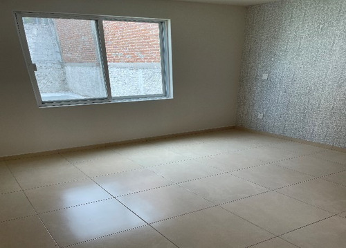 Imagen 11 de 14 de Gran Jardín Muy Amplia