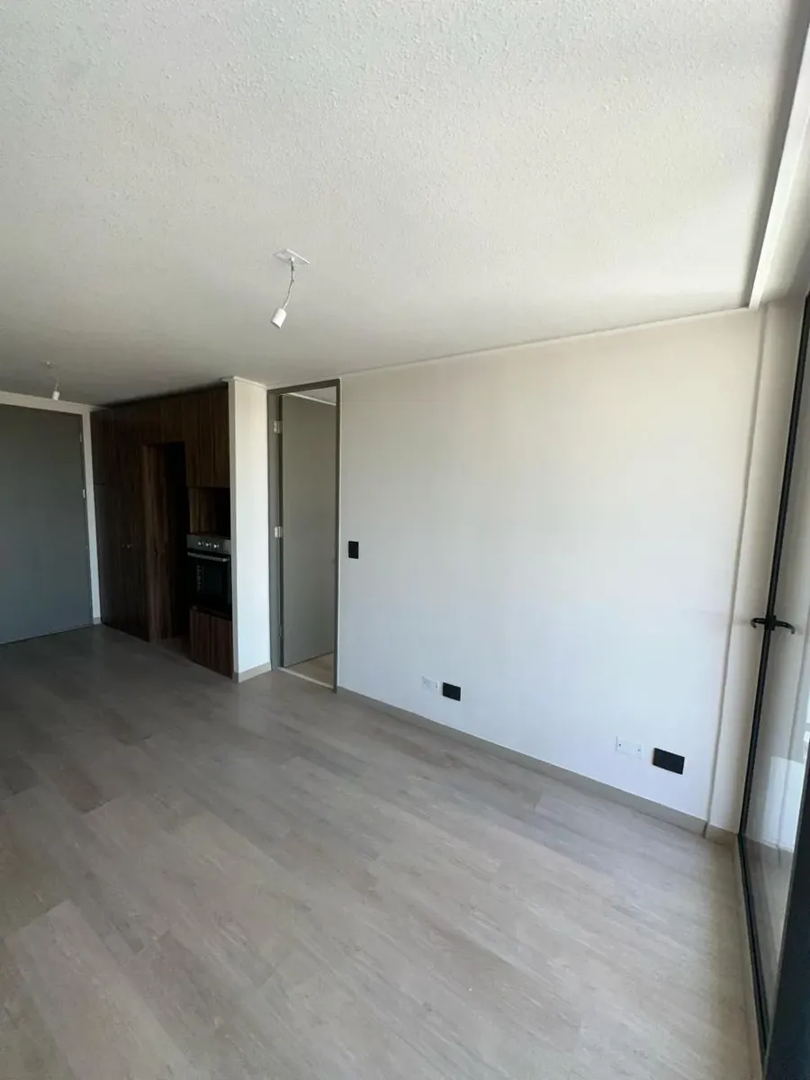 Imagen 4 de 13 de Se Arrienda 1 Dorm. + 1 Baño