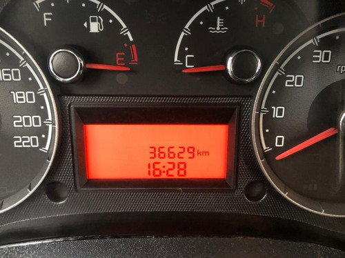 Imagem 7 de 14 de Fiat Doblo Essence 1.8