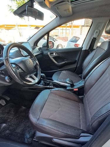 Peugeot 2008 1.6 Feline
