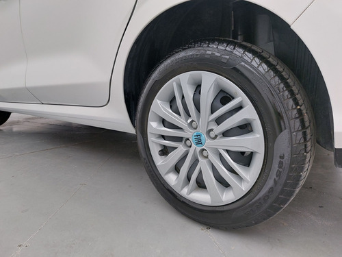 Fiat Cronos 1.3 FIREFLY FLEX DRIVE MANUAL
