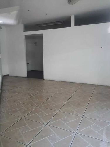 - 703-local Comercial Ñuñoa (102617)