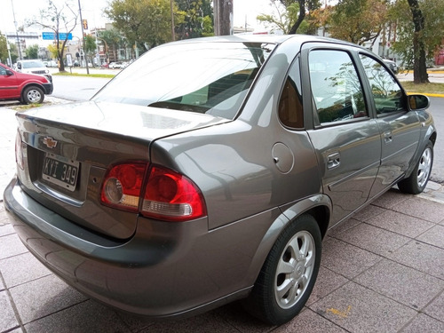 Chevrolet Corsa Clasic Lt Spirit 2012