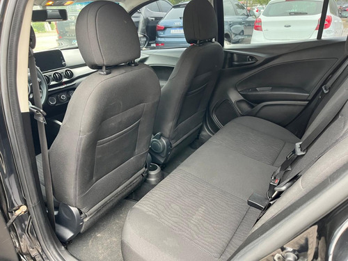 Fiat Cronos 1.3 Drive Flex 4p
