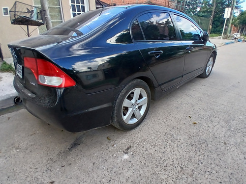 Honda Civic 1.8 Lxs Mt
