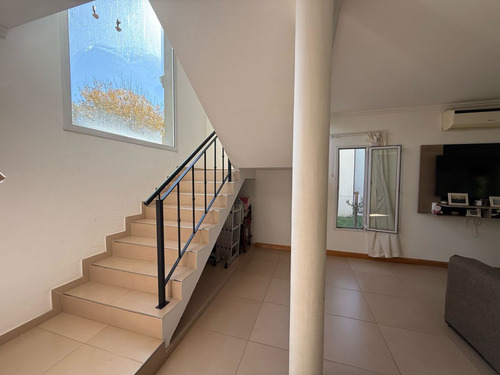 Casa 4 Ambientes En Alquiler- Uf 42- Bº Luján Del Sol