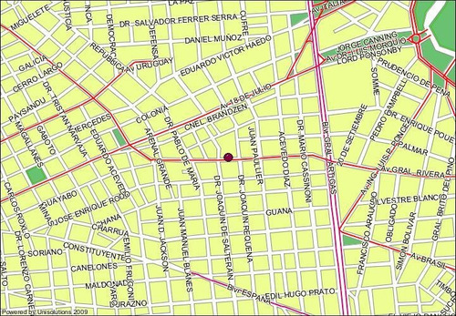 Apto En Rivera Y Requena. Muy Proximo A Todos Los Servicios.