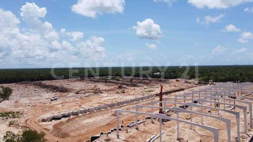 Bodegas En Venta En Próxima Central De Abastos En Playa Del Carmen P3395