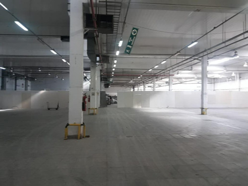 Imagen 23 de 30 de Planta Industrial De 13745 M2 Cub, En Moreno