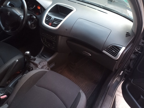 Peugeot 207 1.6 Xt