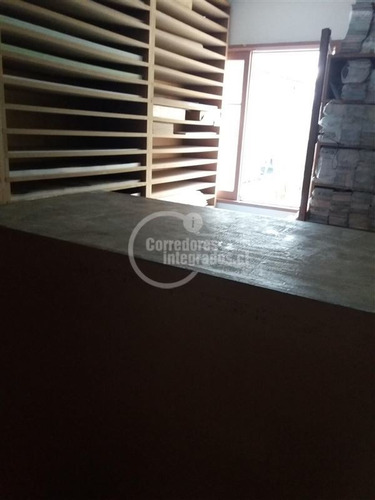 Imagen 6 de 9 de Oficina En Venta En Santiago