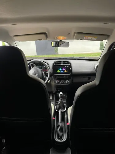 Renault Kwid 1.0 Outsider