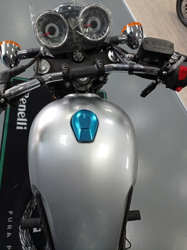 Imagen 7 de 15 de Benelli Imperiale 400