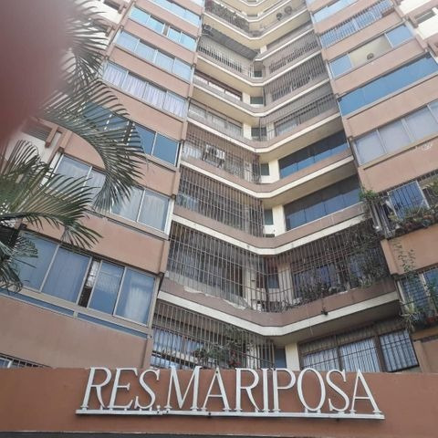 Apartamento Venta En Los Dos Caminos 21-18413