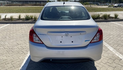 Nissan Versa Sense 1.6 2018