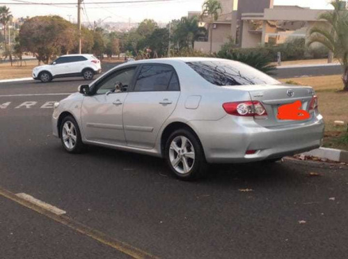Imagem 2 de 3 de Toyota Corolla 2013 2.0 16v Altis Flex Aut. 4p