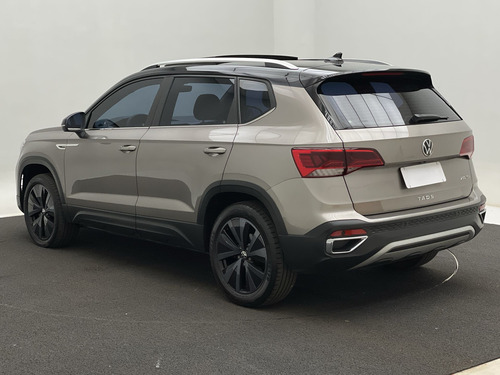Volkswagen Taos 1.4 250 TSI TOTAL FLEX HIGHLINE AUTOMÁTICO