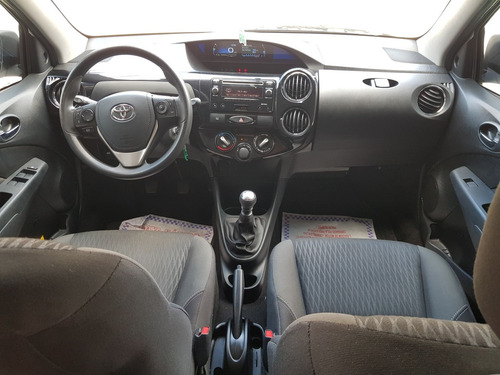 Toyota Etios Hatch 2018 1.5 Xs Flex