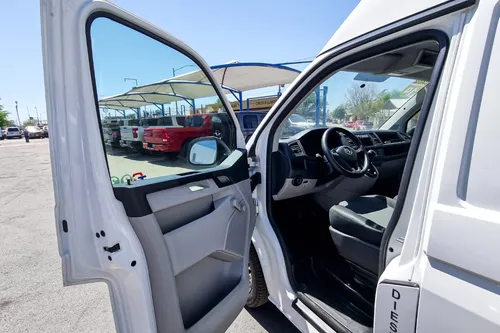 Volkswagen Transporter 2.0 Cargo Van Mt
