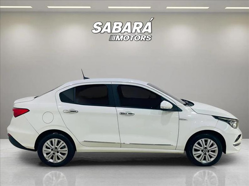 Fiat Cronos 1.8 E.torq Precision