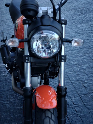 Imagen 18 de 25 de Ducati Scrambler Sixty2 - No Triumph, No Royal Enfield! Gf
