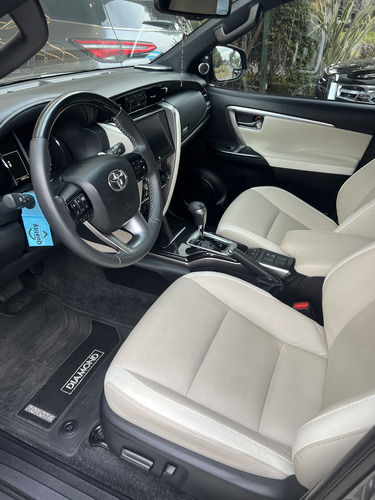 Toyota Hilux SW4 2.8 Tdi Diamante Ii 4x4 7as 6at