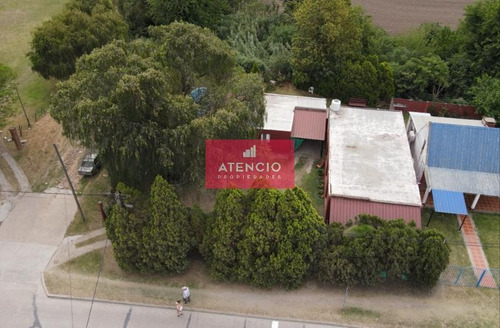 Imagen 9 de 24 de Casa De Dos Dormitorios Con Pileta En Zona De Costa, Excelente Ubicacion !