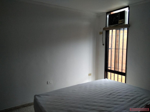 Imagen 9 de 11 de Apartamentos En Venta Los Chaguaramos Maracay