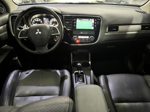 Mitsubishi Outlander 3.0 GT 4X4 V6 24V GASOLINA 4P AUTOMÁTICO