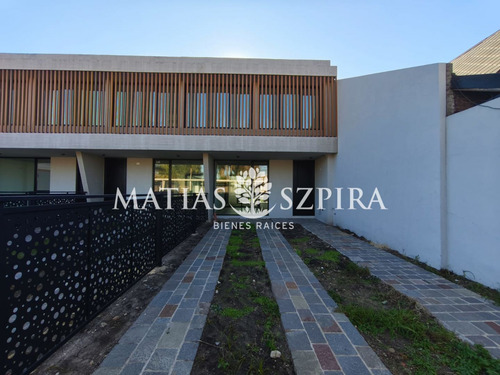 Casa En Venta En Ituzaingó Norte